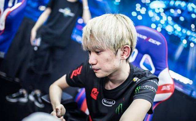 选择让打野